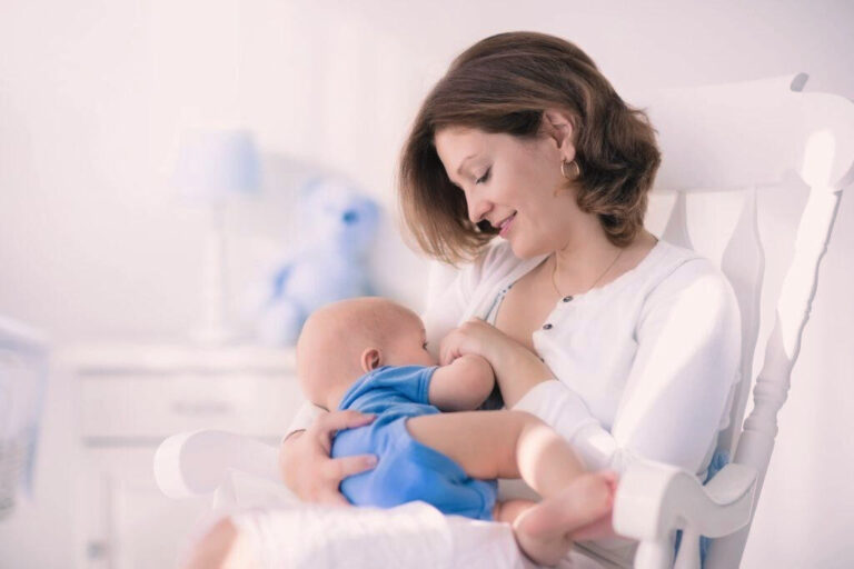 ¿Cuando empieza a salir leche de los senos? - Lactancare - Lactancia Materna